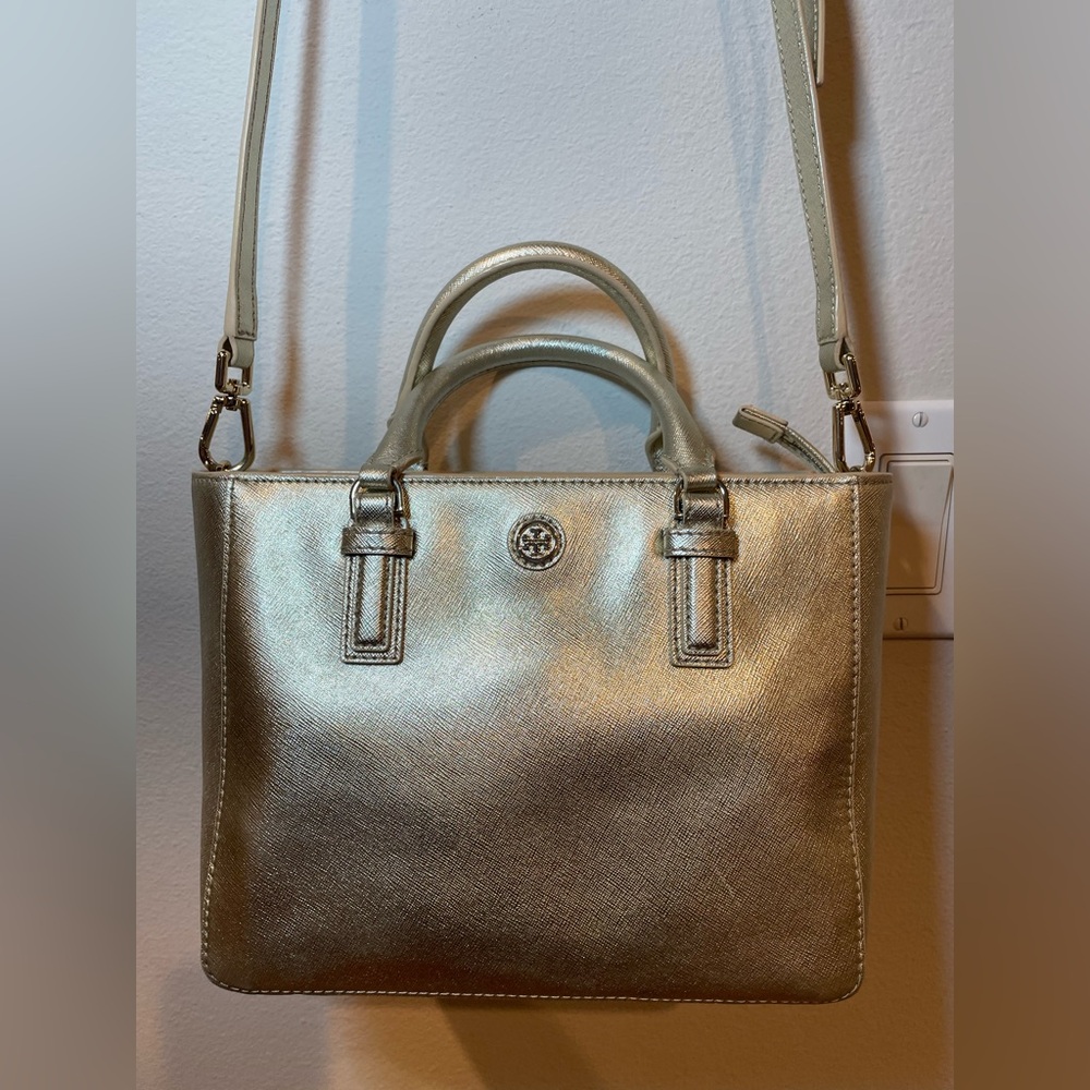 Tory Burch Women’s Gold Leather Robinson Top Zip Tote Shoulder Handbag